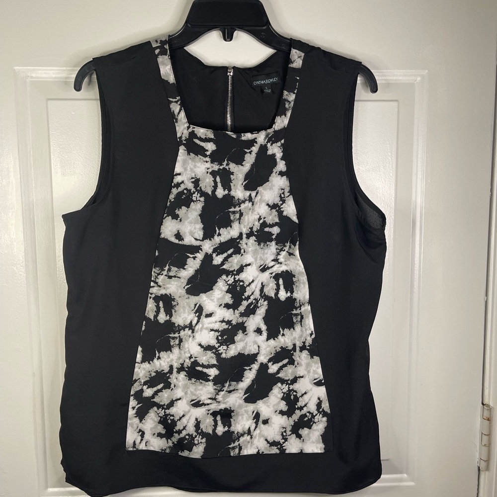 Cynthia Rowley sleeveless‎ tie-dye pattern blouse.